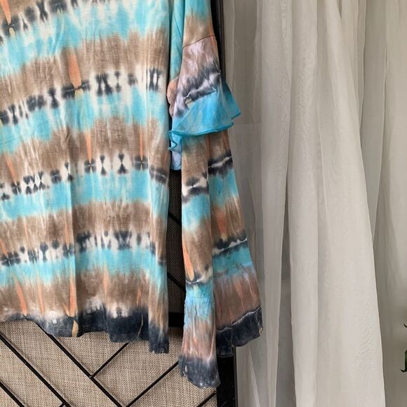 T Party Tie Dye Ruffle Long Sleeved Loose Small - Picture 3 of 3